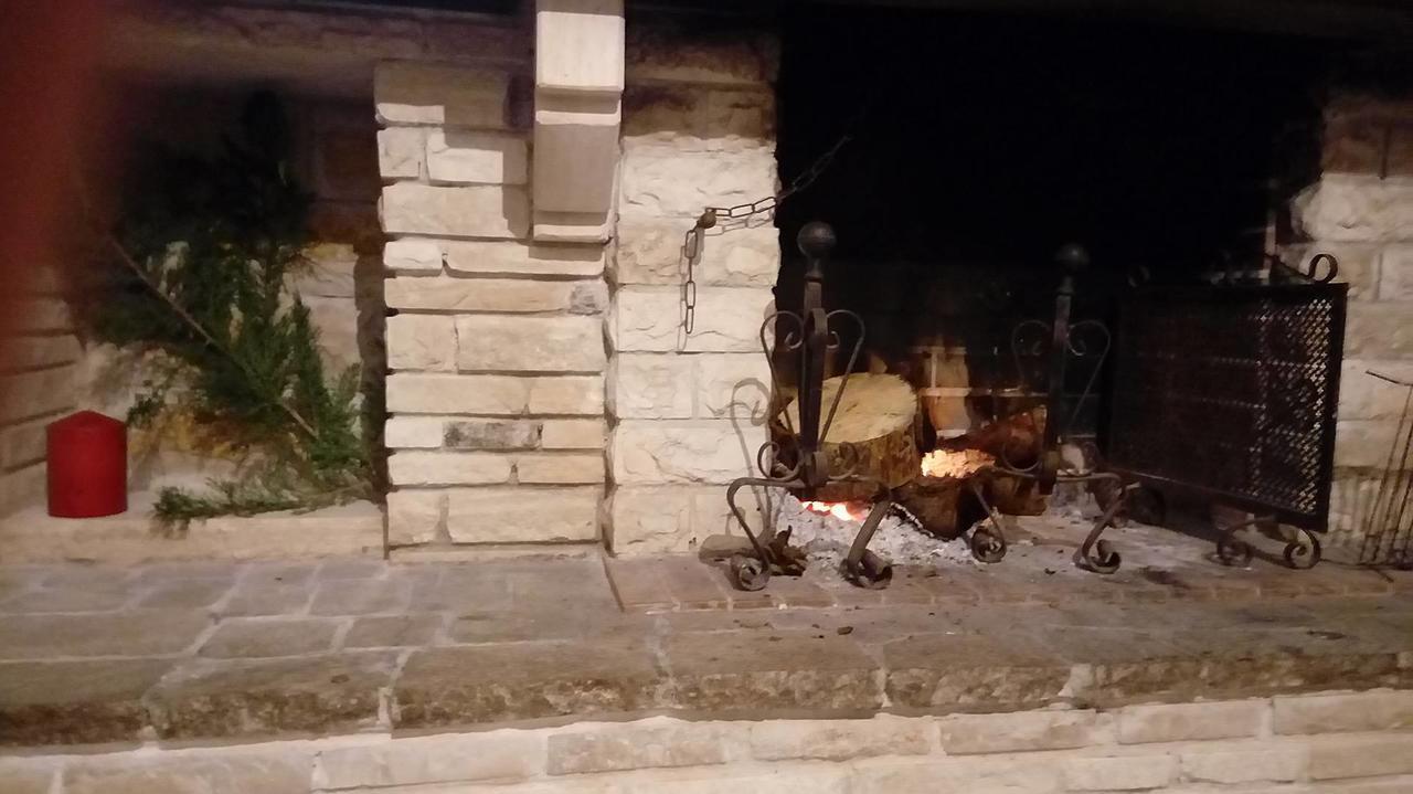Casina Delle Arti Bed & Breakfast San Cataldo  Exterior foto